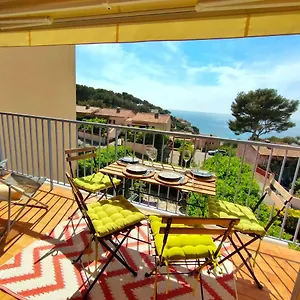 Avec Terrasse Vue Mer, Proximité Plage, Place Parking Sanary-sur-Mer